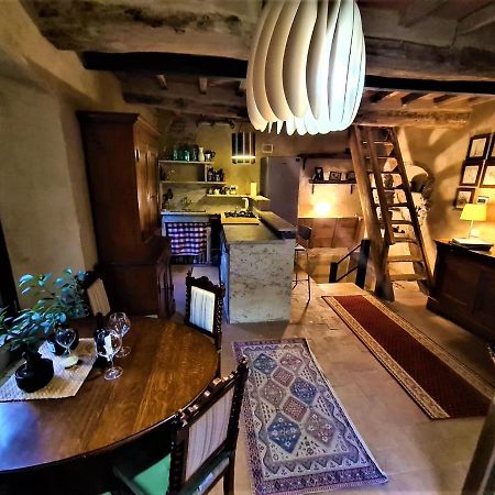Incantevole Casa Sul Fiume, Relax E Natura Ai Piedi Della Alpi Apuane Massa  Exterior foto
